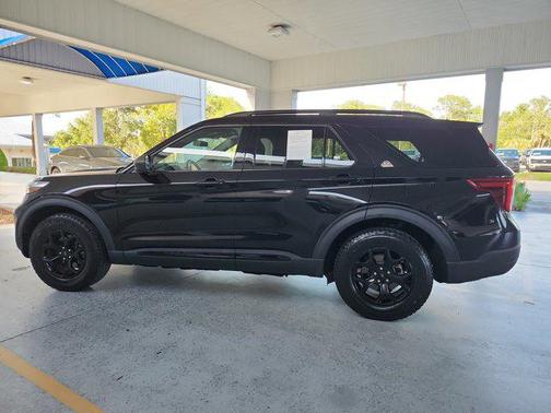 Agate Black Metallic 2022 Ford Explorer Timberline