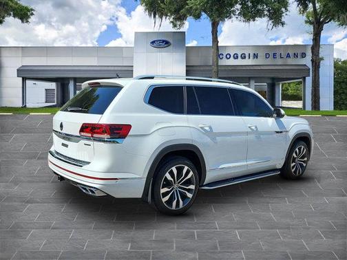 2023 Volkswagen Atlas 3.6L SEL Premium