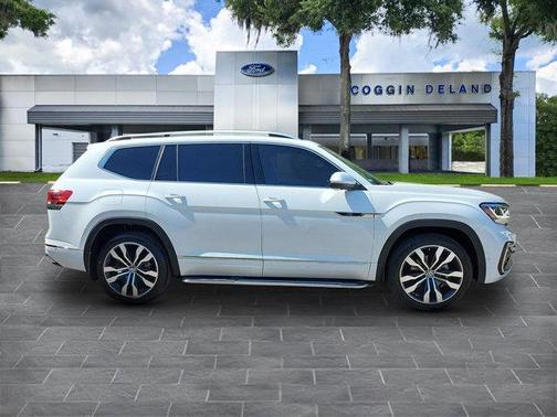 2023 Volkswagen Atlas 3.6L SEL Premium