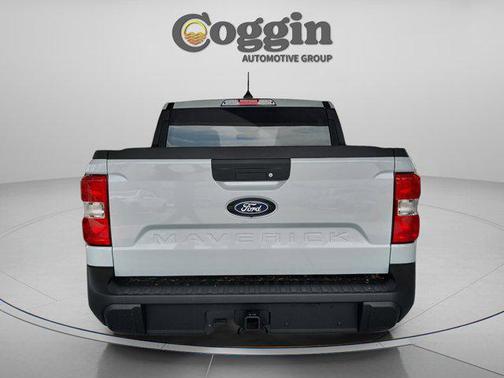 Space White Metallic 2026 Ford Maverick XLT