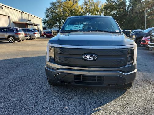 Carbonized Gray Metallic 2025 Ford F-150 Lightning XLT