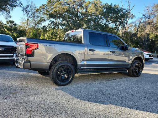 2025 Ford F-150 Lightning XLT