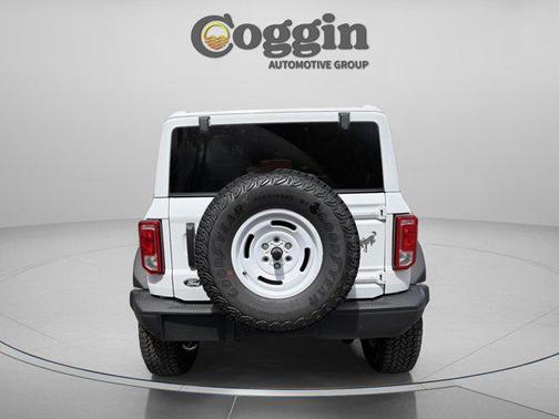 Oxford White 2026 Ford Bronco Heritage Edition