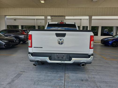 Bright White Clearcoat 2023 RAM 1500 Big Horn/Lone Star