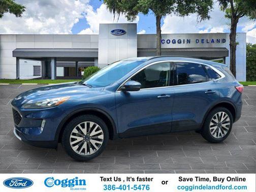 2020 Ford Escape Titanium