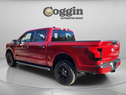 Rapid Red Metallic Tinted Clearcoat 2025 Ford F-150 Lightning XLT