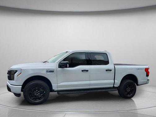2025 Ford F-150 Lightning XLT
