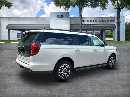 2025 Ford Expedition Max Active 4x4