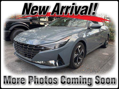 2022 Hyundai ELANTRA Limited