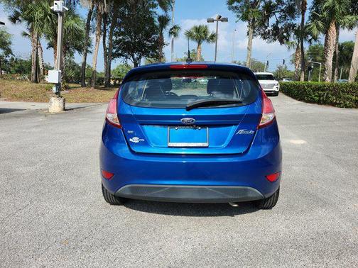 Lightning Blue Metallic 2018 Ford Fiesta SE