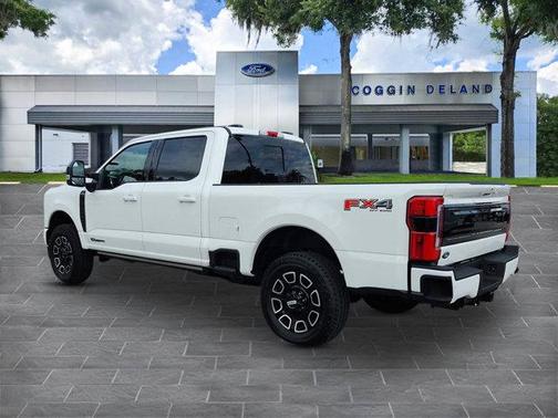 2025 Ford F-250 Platinum