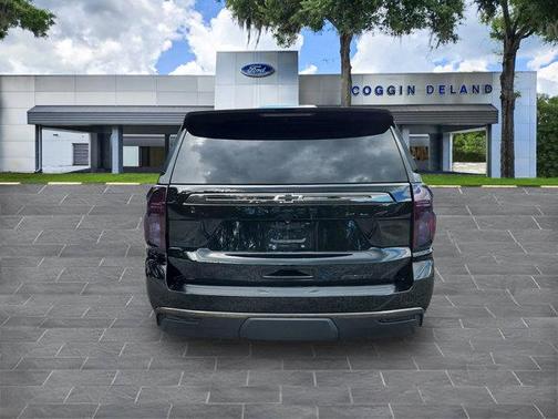 2022 Chevrolet Tahoe 4WD RST