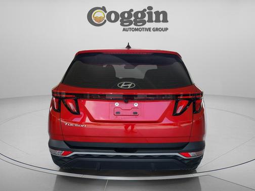 Calypso Red 2022 Hyundai TUCSON SE