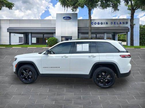 2023 Jeep Grand Cherokee Altitude