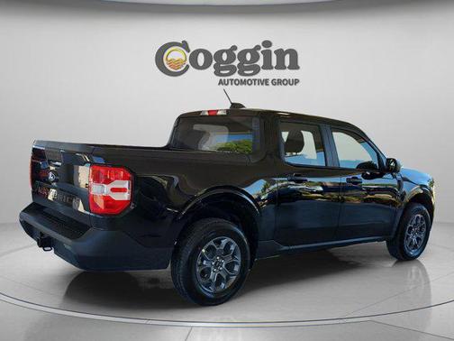 Shadow Black 2026 Ford Maverick XLT
