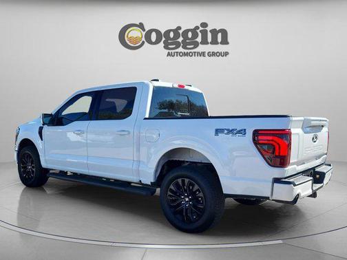 Star White Metallic Tri-Coat 2025 Ford F-150 Lariat