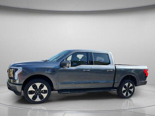 2025 Ford F-150 Lightning Platinum