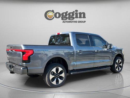 2025 Ford F-150 Lightning Platinum