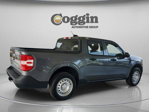 Carbonized Gray Metallic 2026 Ford Maverick XL