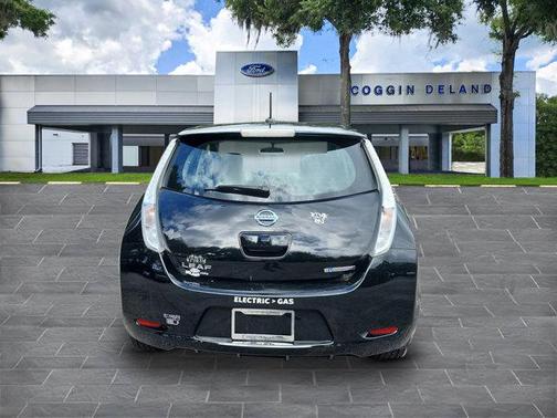 2015 Nissan Leaf SV