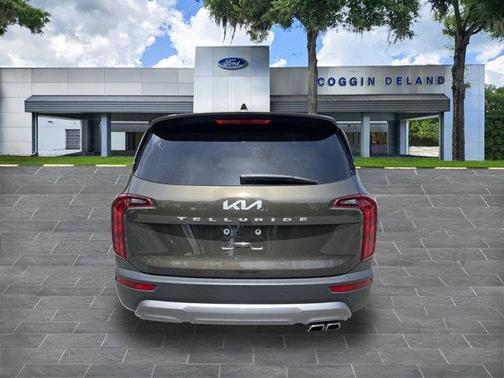 2022 Kia Telluride S