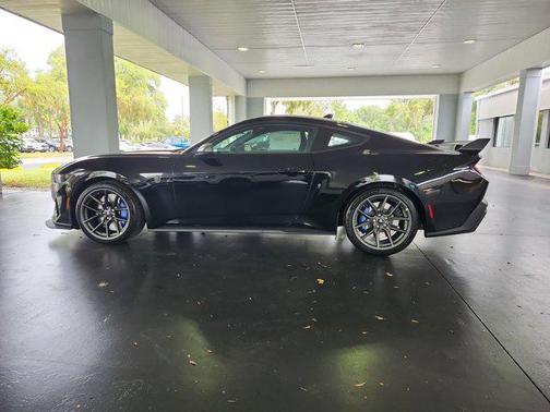 2025 Ford Mustang Dark Horse Fastback