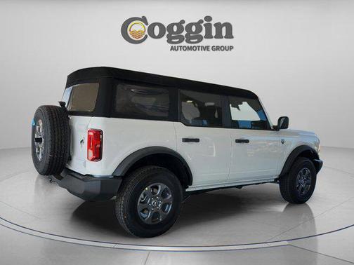 Oxford White 2026 Ford Bronco Big Bend