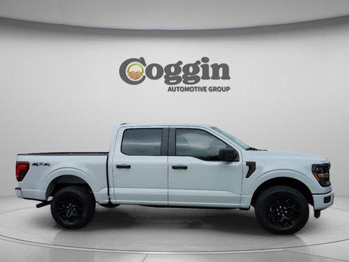 Avalanche 2026 Ford F-150 STX