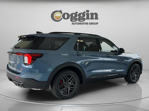 Vapor Blue Metallic 2026 Ford Explorer ST