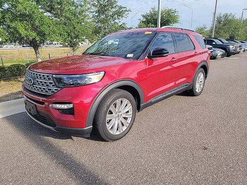 Rapid Red Metallic Tinted Clearcoat 2022 Ford Explorer Limited