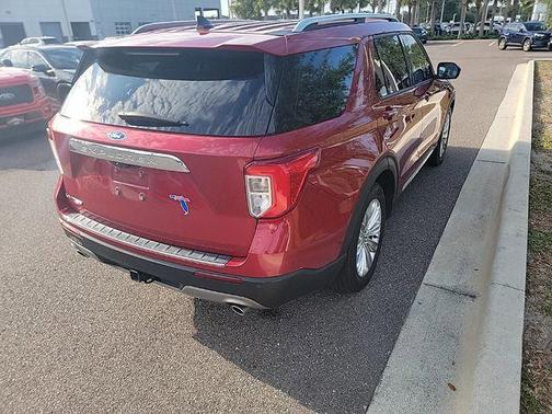 Rapid Red Metallic Tinted Clearcoat 2022 Ford Explorer Limited