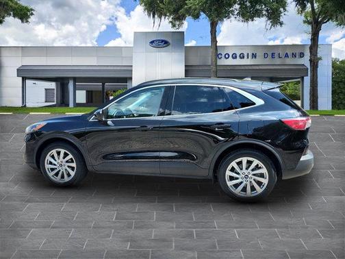 2021 Ford Escape Titanium