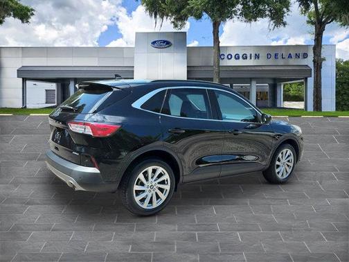 2021 Ford Escape Titanium
