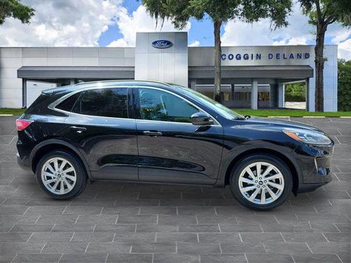 2021 Ford Escape Titanium