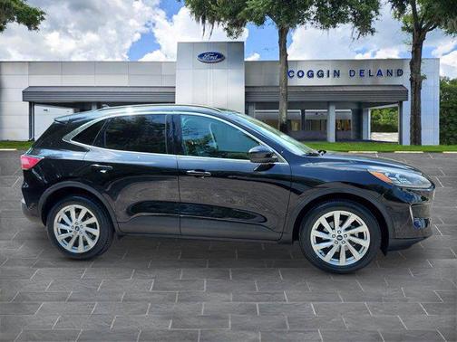 2021 Ford Escape Titanium