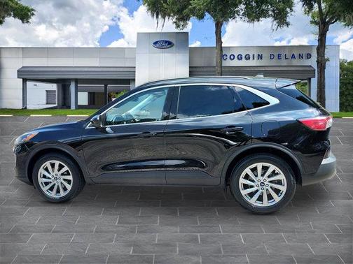 2021 Ford Escape Titanium