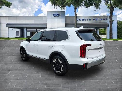 2023 Kia Telluride S