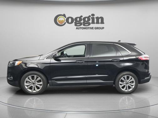 Agate Black Metallic 2024 Ford Edge Titanium