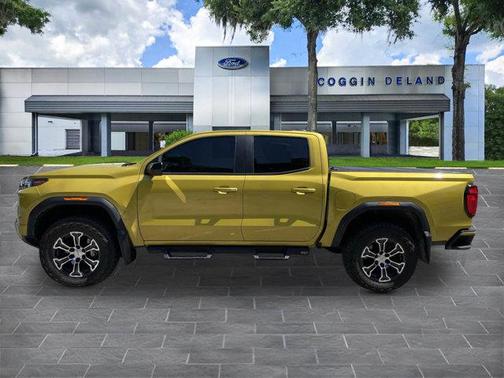 2023 GMC Canyon Base