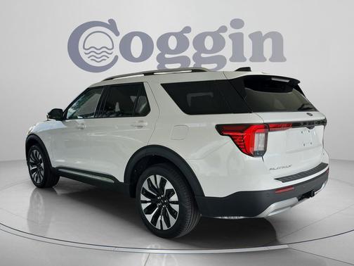 Star White Metallic Tri-Coat 2026 Ford Explorer Platinum