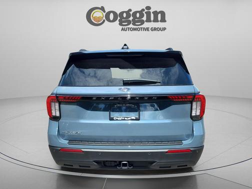 Vapor Blue Metallic 2026 Ford Explorer Active
