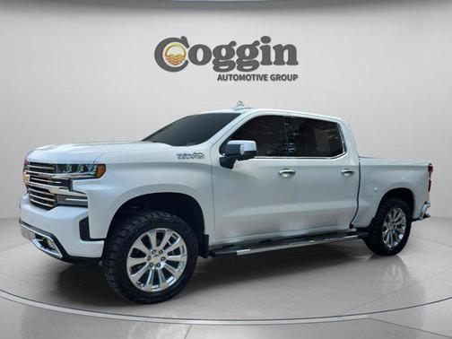 Iridescent Pearl Tricoat 2019 Chevrolet Silverado 1500 High Country