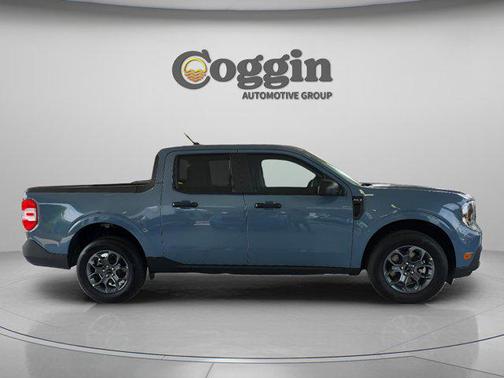 Azure Gray Metallic Tri-Coat 2026 Ford Maverick XLT