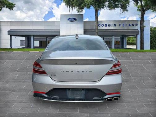 2023 Genesis G70 2.0T RWD