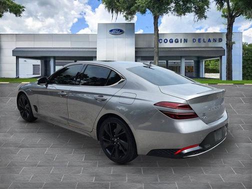 2023 Genesis G70 2.0T RWD