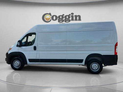 Bright White Clearcoat 2025 RAM ProMaster 2500 Tradesman