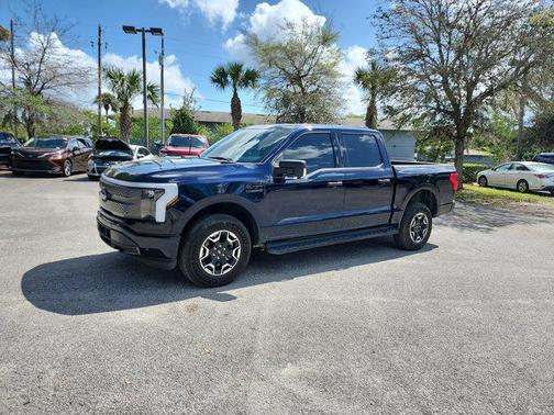 Antimatter Blue Metallic 2022 Ford F-150 Lightning XLT