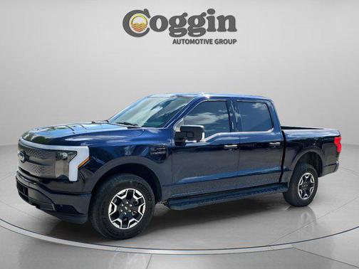 Antimatter Blue Metallic 2022 Ford F-150 Lightning XLT