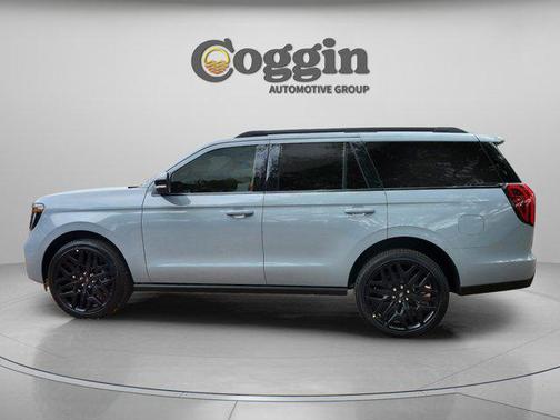 Glacier Gray Metallic Tri-Coat 2026 Ford Expedition Platinum