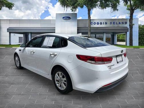 2017 Kia Optima LX